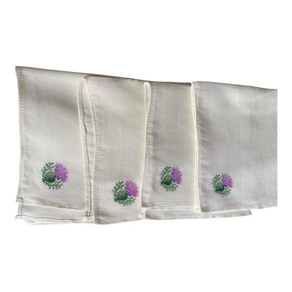 Vintage linen hand embroidered Scottish thistles linens. Set of 4 - Picture 5 of 16